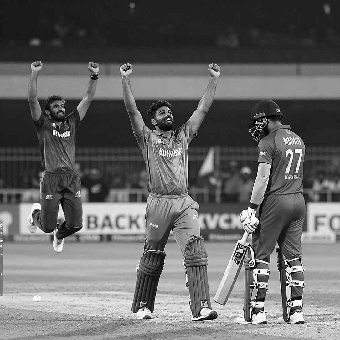 তেতাল্লিশ সেকেন্ড: মিরপুরের সেই রাত কীভাবে বাংলাদেশের টেস্ট স্মৃতিকে নতুন করে সাজিয়ে দিল